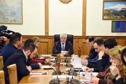 Парламент Дагестана разработал поправки в федеральный закон о контрактной системе