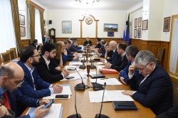 Ситуацию в селе Гулли Кайтагского района обсудили в Народном Собрании