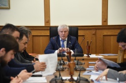 Комитет Народного Собрания рассмотрел законопроекты об ответственном бизнесе и поддержке МСП