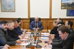 В Народном Собрании предлагают упростить условия поступления участников СВО на муниципальную службу 
