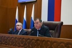 Фракция «Единая Россия» обсудила повестку дня 43-й сессии республиканского парламента