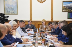 В Народном Собрании обсудили вопросы экологической безопасности и обращения с твердыми бытовыми отходами
